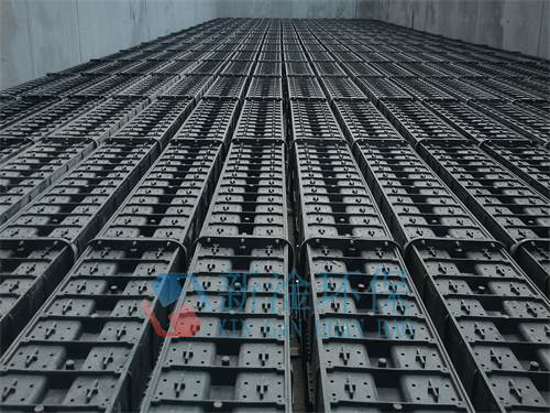 十万吨水厂S型滤砖安装案例